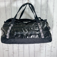 Sac de voyage Patagonia trou